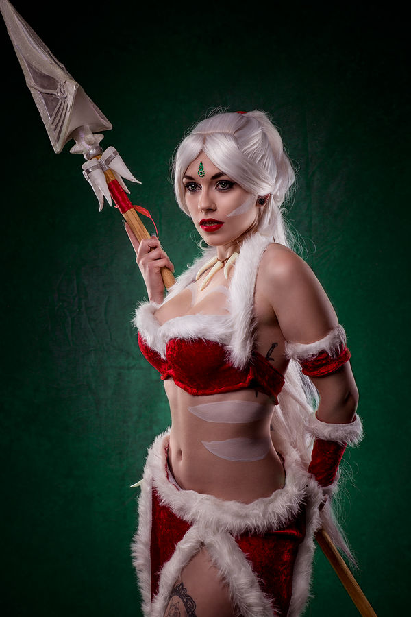 Snow Bunny Nidalee Cosplay - League of Legends