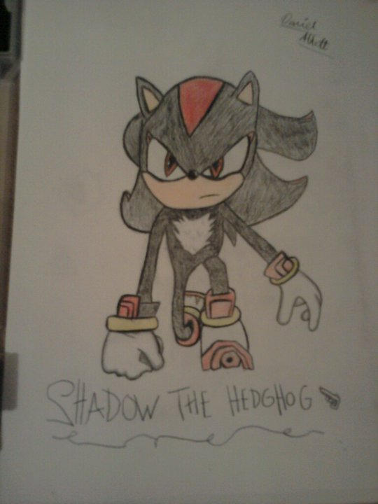 Shadow the hedgehog by EmoCrayonz on DeviantArt