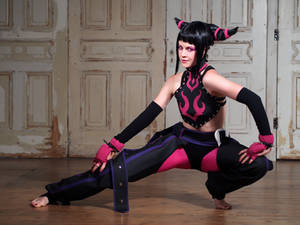 Juri Han streching