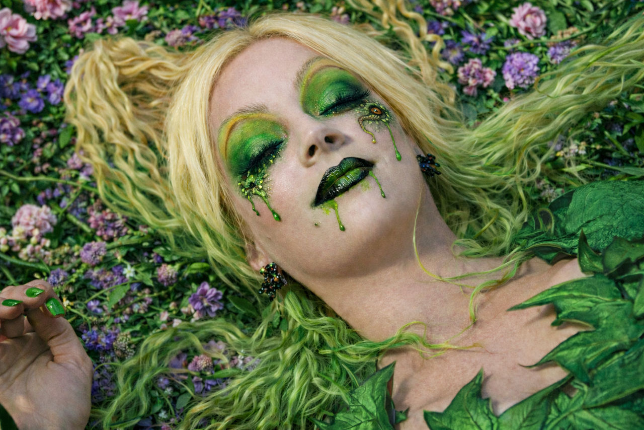 Lay Scene Lay by GronHatchat on DeviantArt
