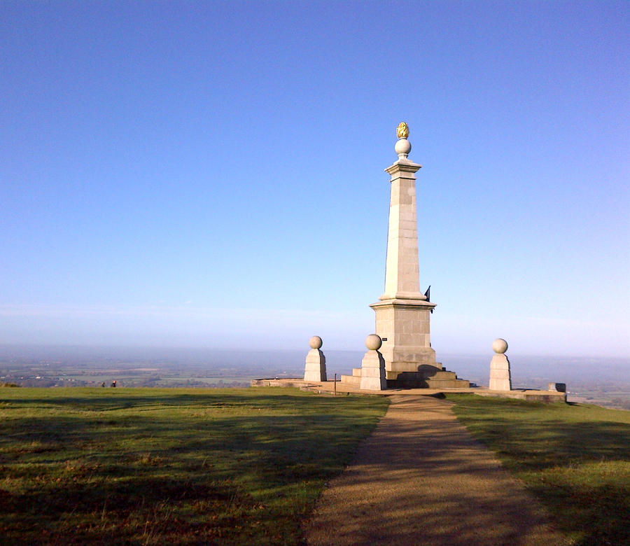 Chilton Hills Monument