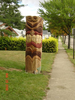 Totem on Elm another view
