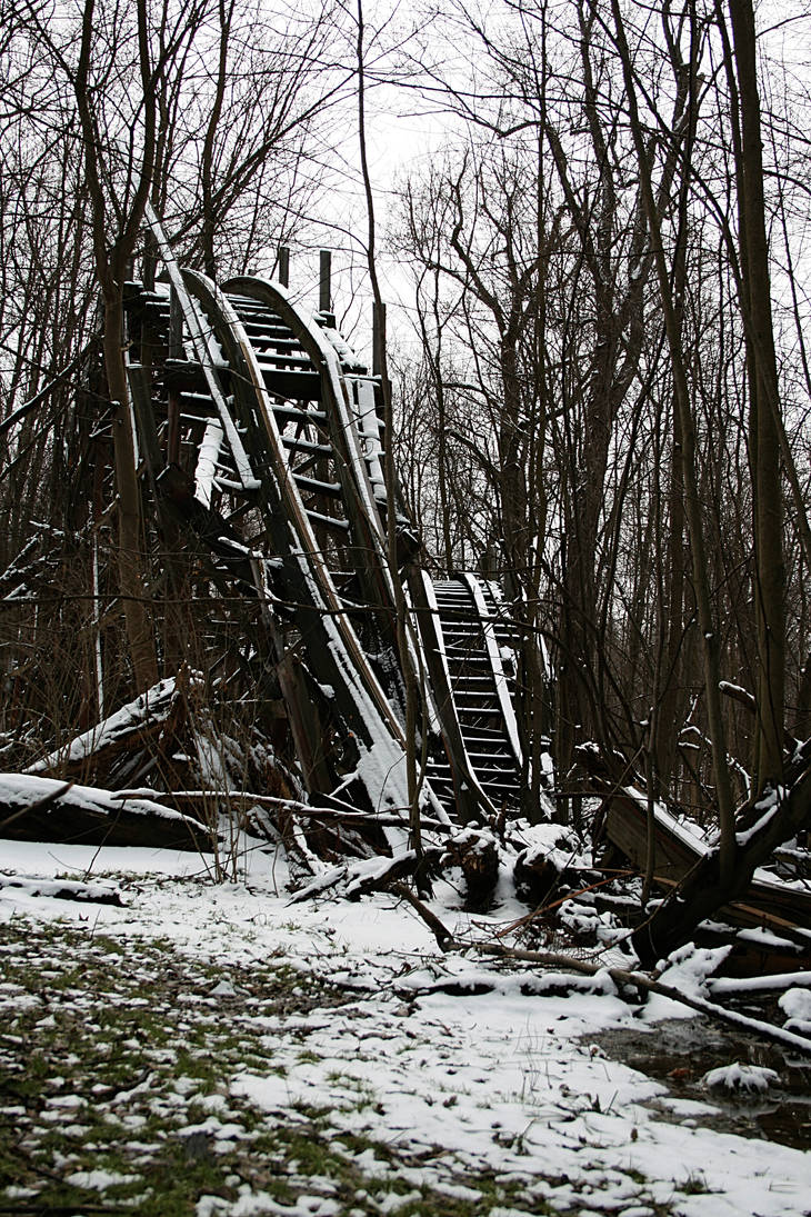 abandoned park 10 by aeiryn