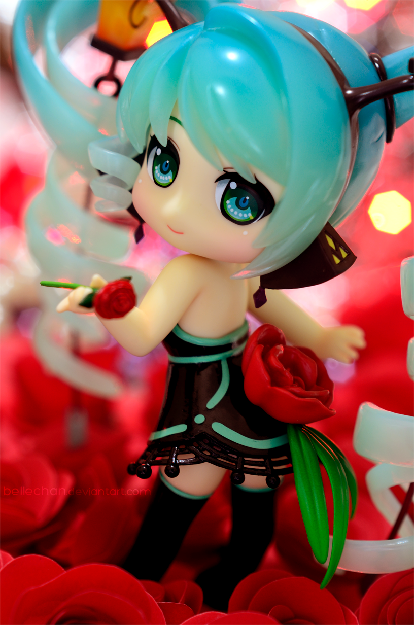 Miku Lamp - Red Rose