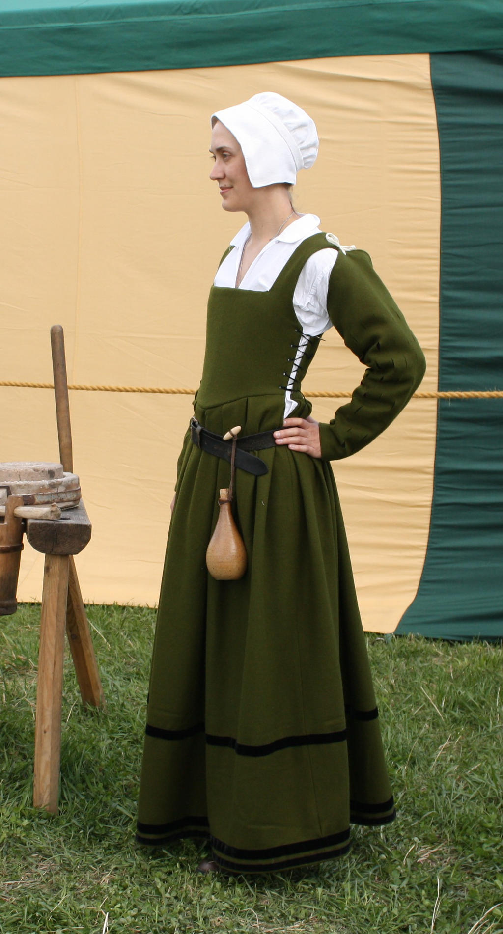 Green Tudor dress side view