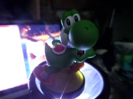 Yoshi Amiibo