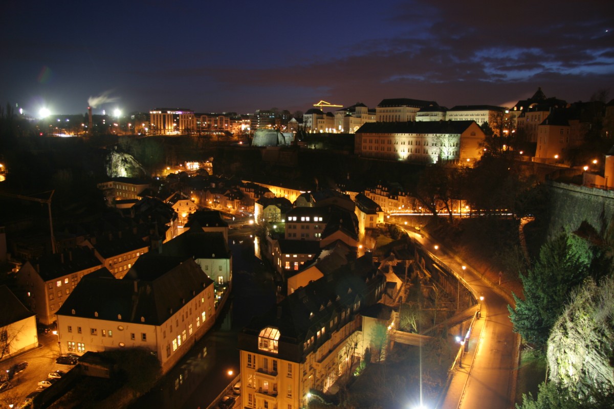 luxembourg by night