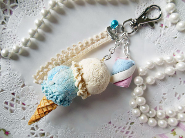 Marshmallow Double Scoop Ice Cream Keychain