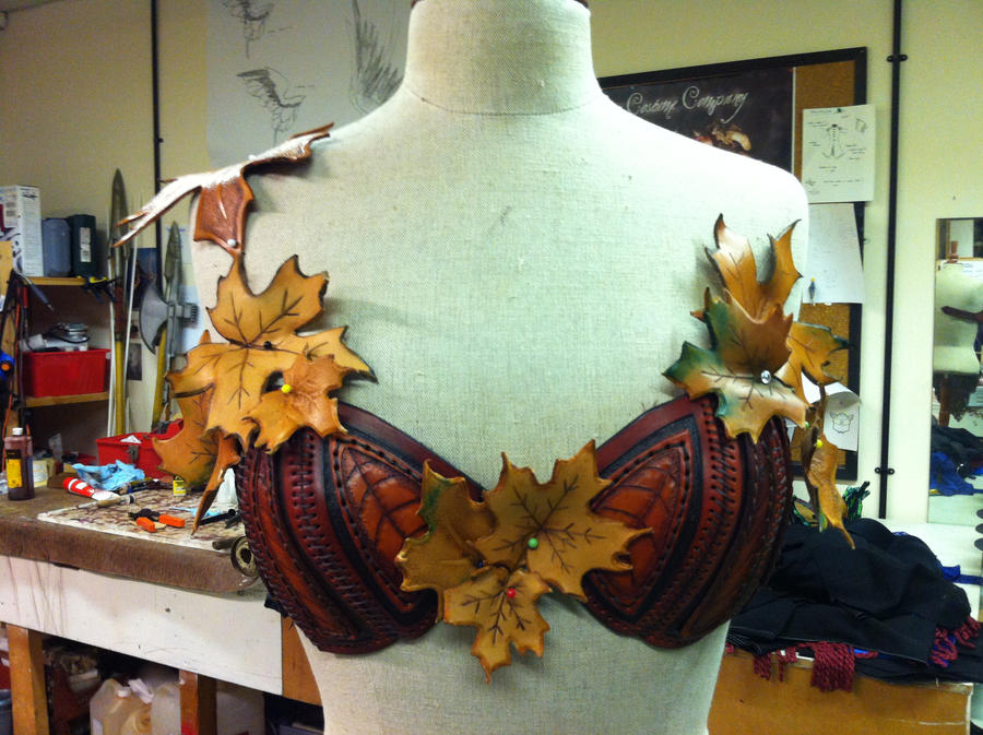 Fairy Bra Draft Mockup Front Leather amrour armor