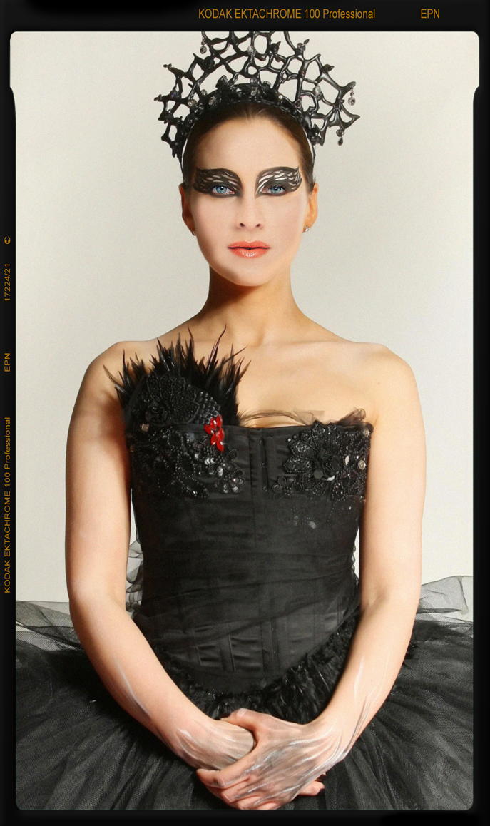 Madonna Black Swan