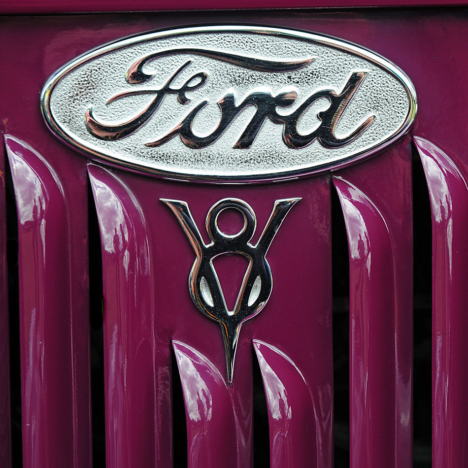 Ford V8