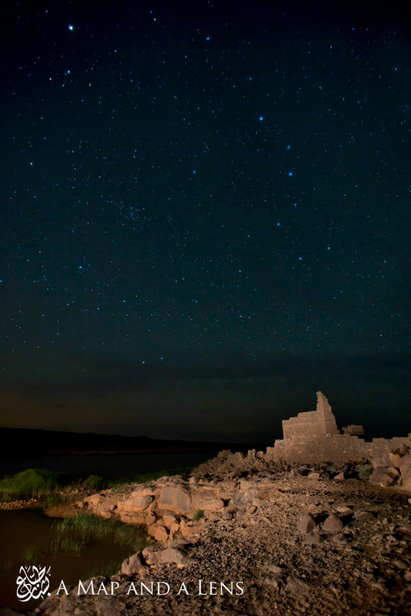 Qasr Burqu at night