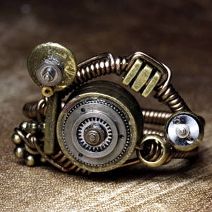 Multi Oscillatr Steampunk Ring