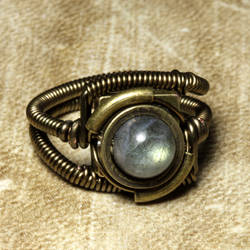 Steampunk ring labradorite 1