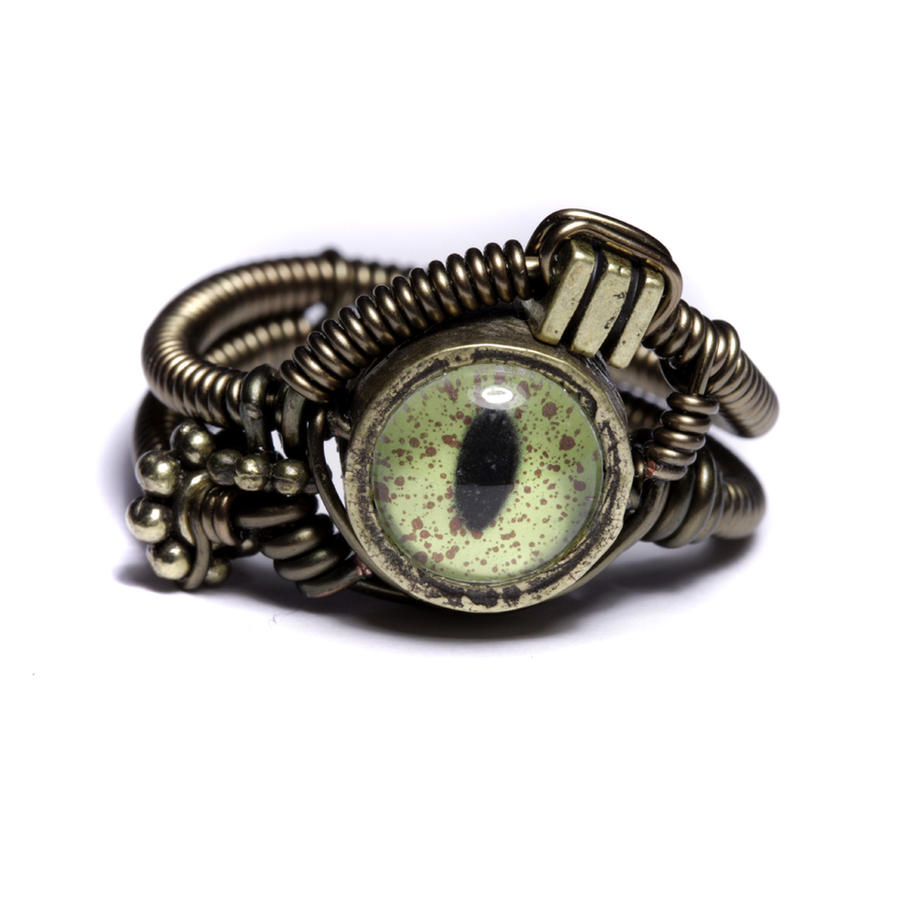 Steampunk Ring green eye