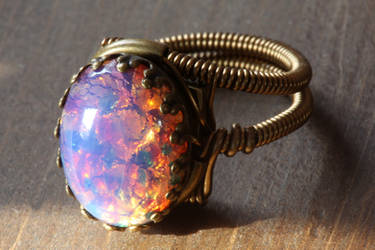 Steampunk Jewelry - Ring - Vintage Fire OPAL glass