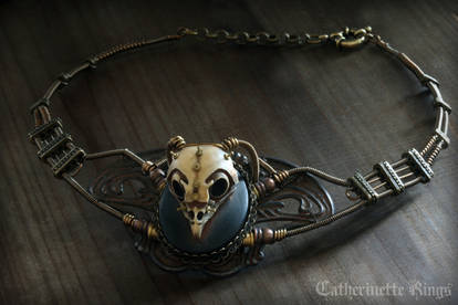 Steampunk Necklace Owl skull - Faux-taxidermy