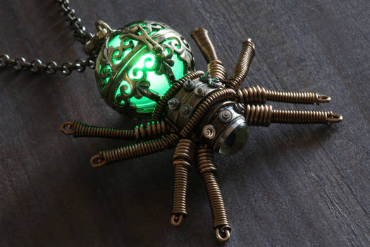 Steampunk Glowing Spider Pendant 3