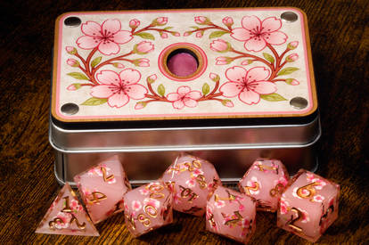 Sakura Dice Box and dice set
