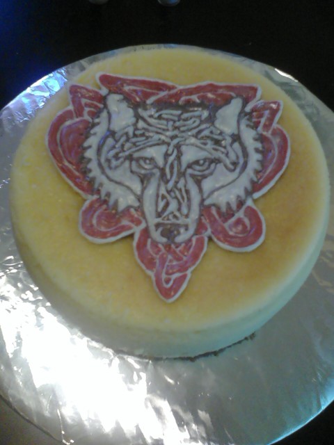 cheesecake with chocolate wolf