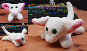 'Cat' plushie