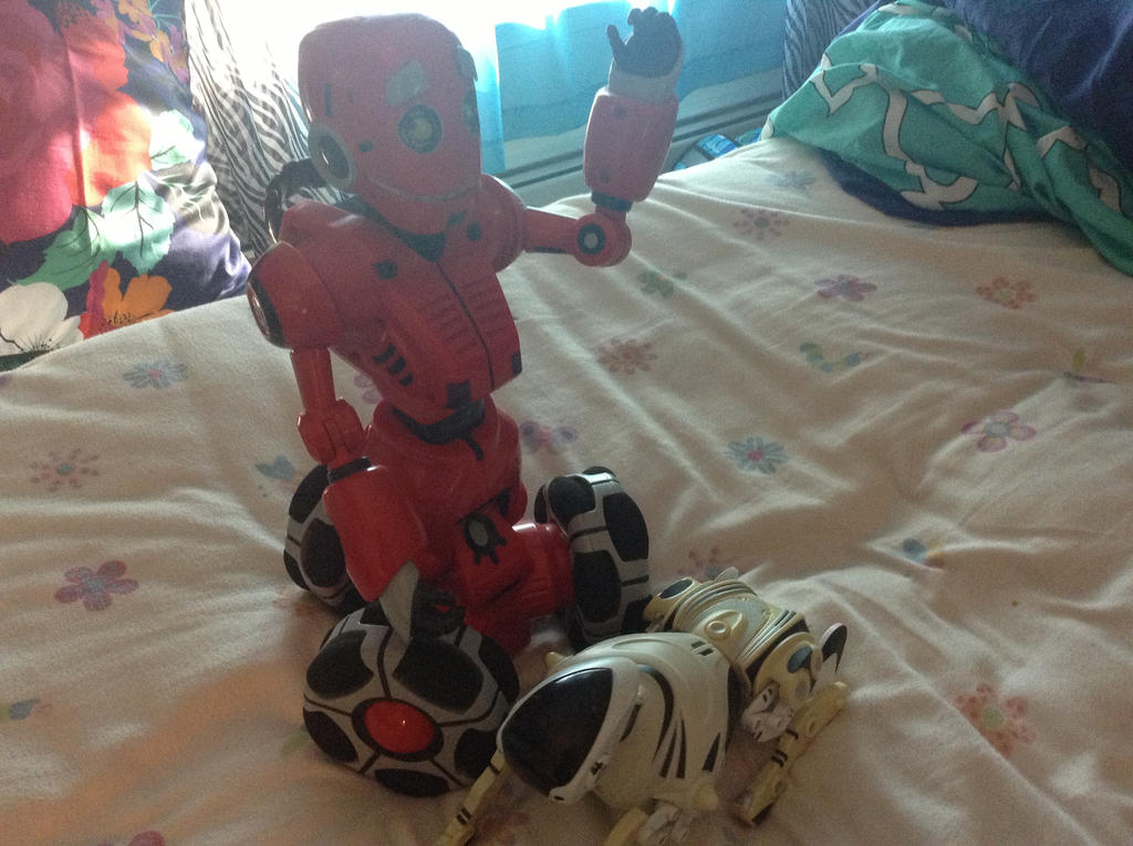 Robots by Emu94 on DeviantArt