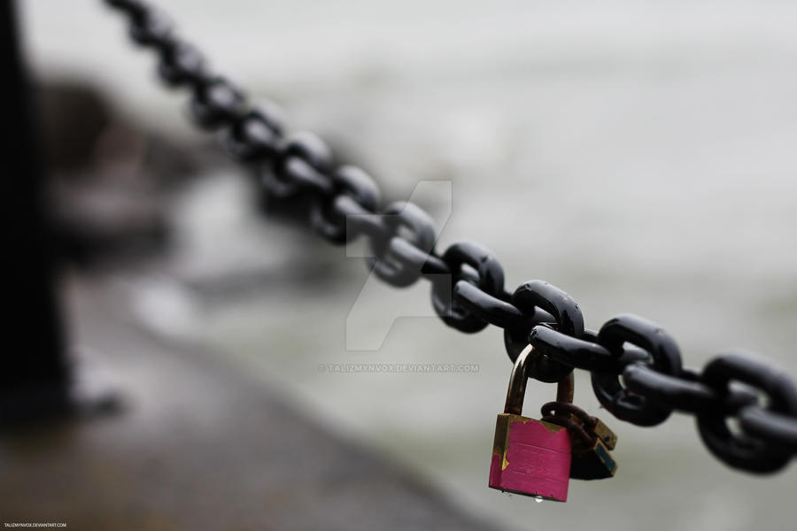 130704 Lock on Chain