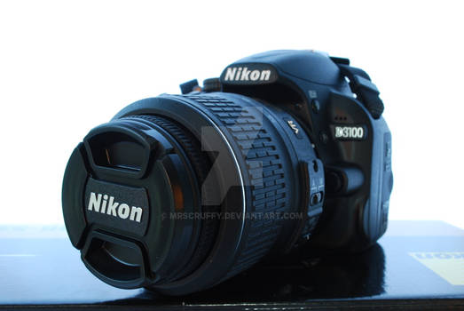 Nikon D3100 White