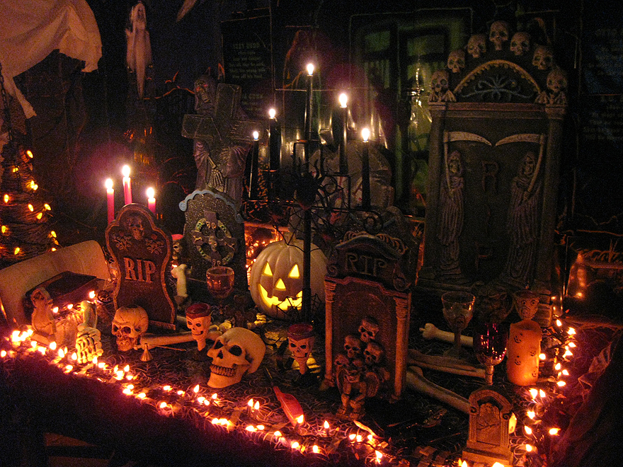 Halloween Decor Interior 3