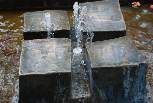 4 Square Fountain