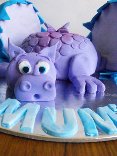 Mother's Day: Baby Dragon Cake