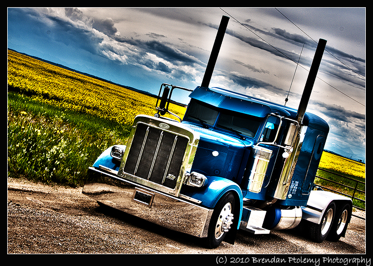 Peterbilt 379x tilt