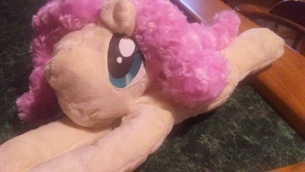 fluttershy plush giveaway open!!