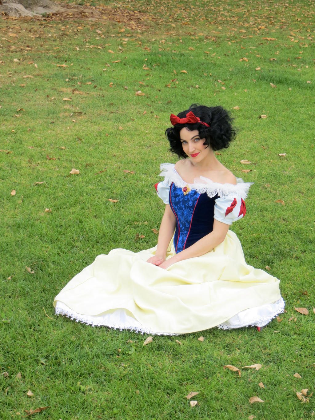 Snow White Cosplay