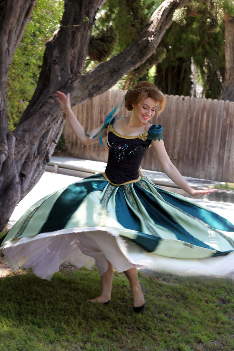 Frozen Anna Green Dress Costume Cosplay by glimmerwood on DeviantArt Frozen Anna Green Dress Costume Cosplay by glimmerwood on DeviantArt