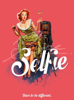 Pin up selfie t-shirt