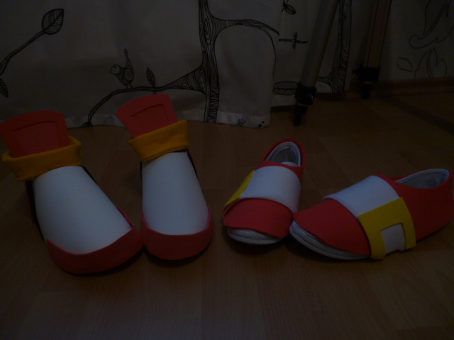 Shadow the Hedgehog Shoes-Cosplay by kittygomou on DeviantArt