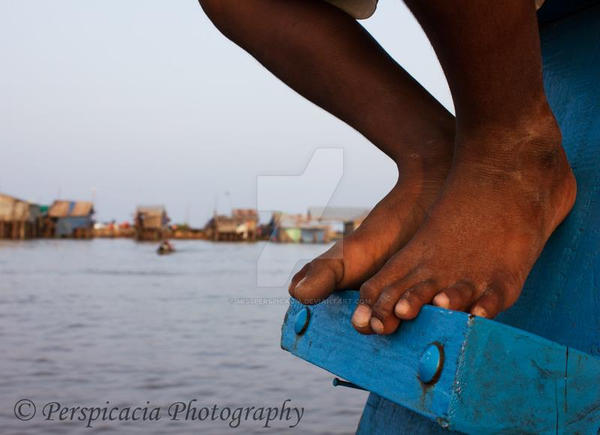 Floating Feet by missperspicacia on DeviantArt