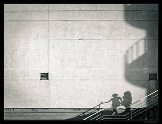 Girls in the stairs