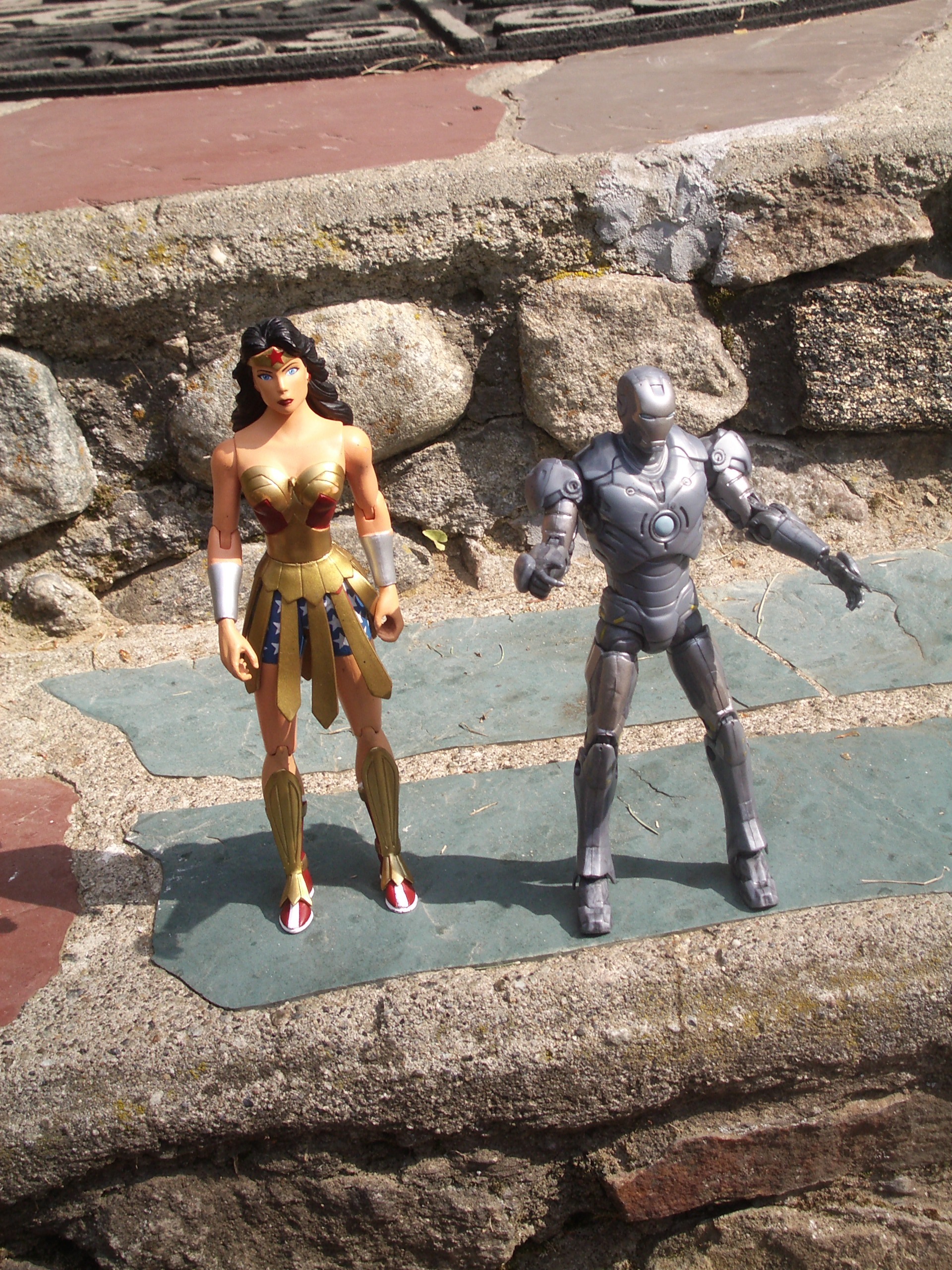 WONDER WOMAN AND IRON MAN