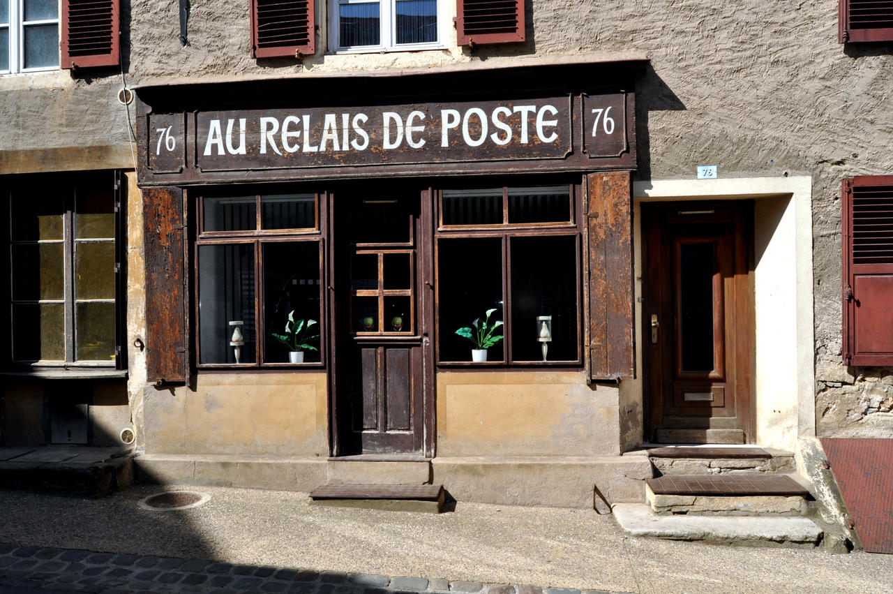 Au relais de poste