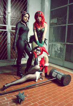 The Gotham City Sirens are back in town!