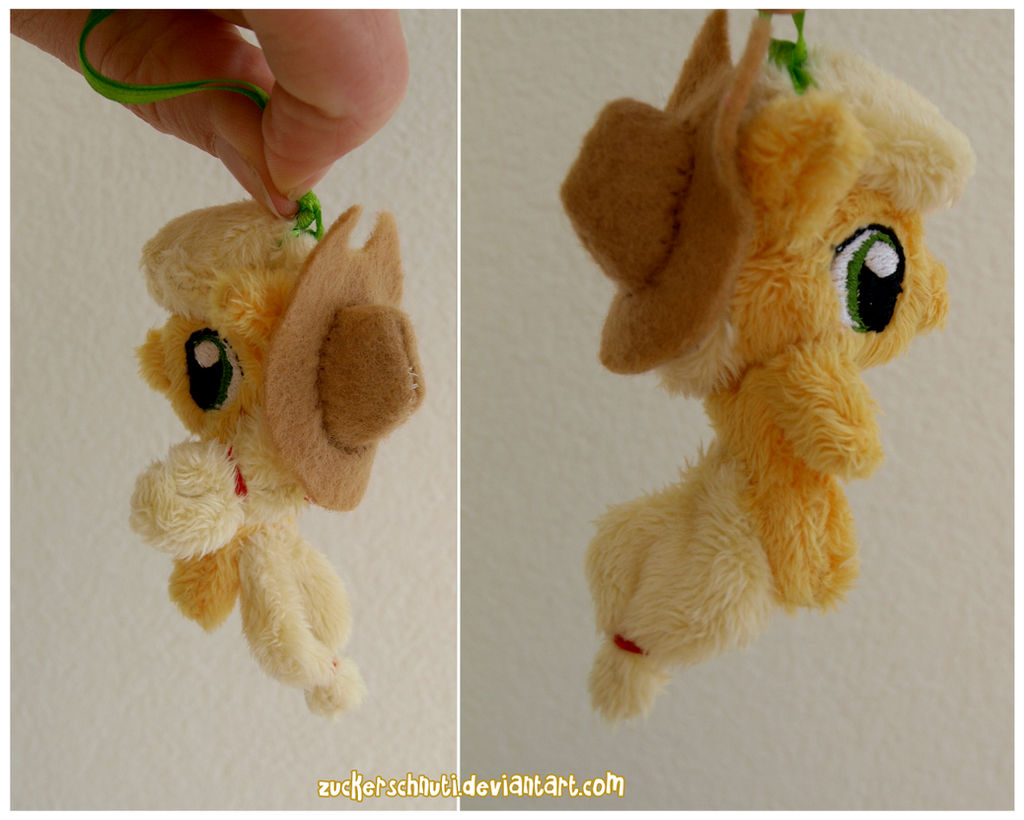 Applejack keychain