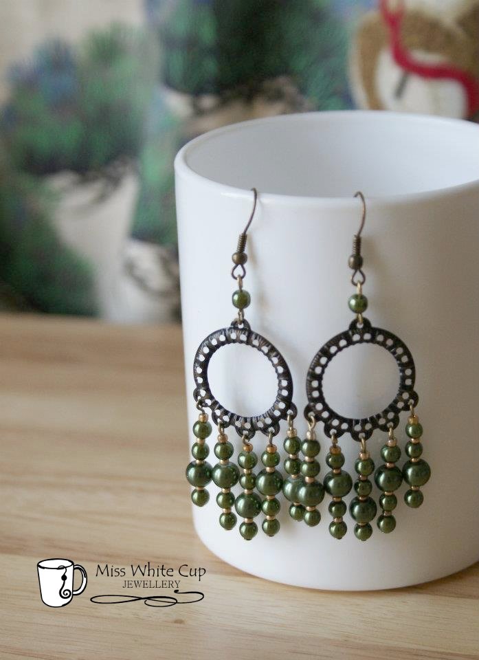 earrings: green cascade