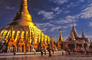 Shwedagon Pagoda