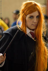Ginny Weasley by lolabrum