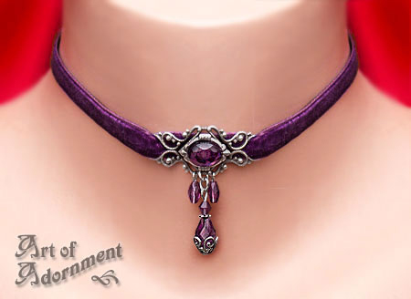 Opium Filigree Velvet Choker