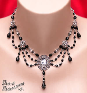 Harlequin Filigree Drop Necklace