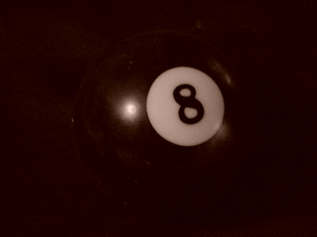 8 Ball Still