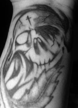 SKULL WITH CROSS